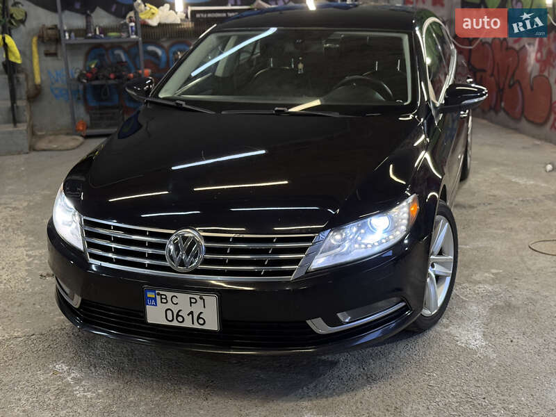 Купе Volkswagen CC / Passat CC 2012 в Львове