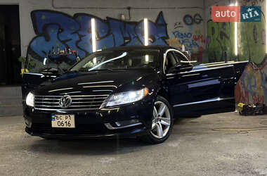 Купе Volkswagen CC / Passat CC 2012 в 