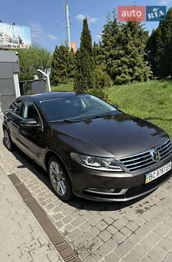 Купе Volkswagen CC / Passat CC 2013 в Львове
