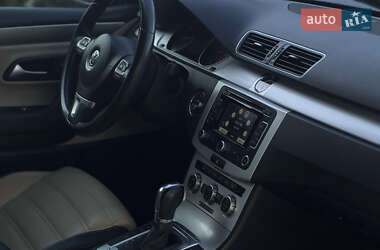 Купе Volkswagen CC / Passat CC 2013 в 