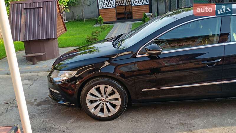 Купе Volkswagen CC / Passat CC 2010 в Виннице