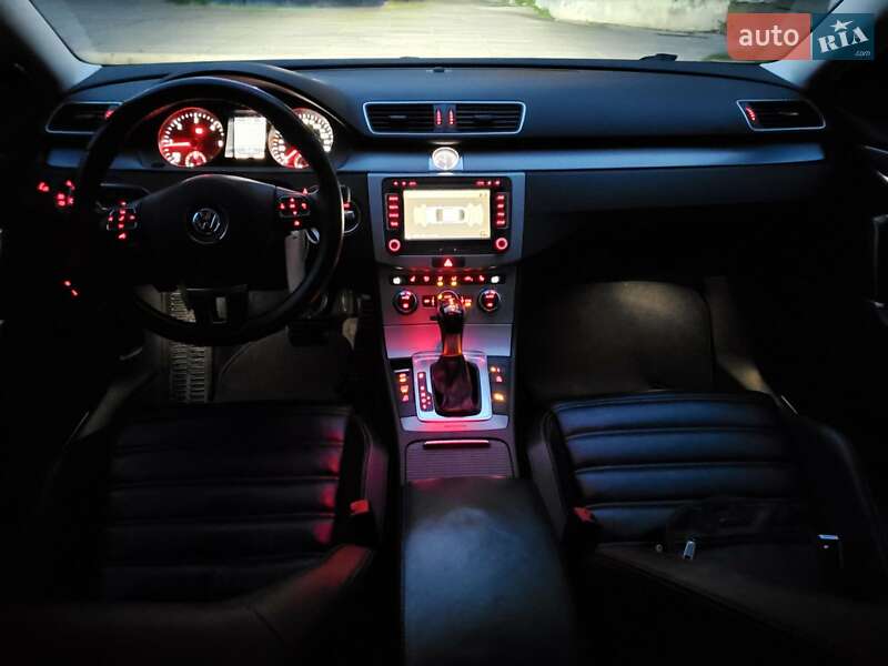 Купе Volkswagen CC / Passat CC 2013 в Львове