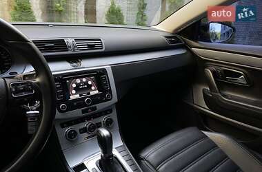 Купе Volkswagen CC / Passat CC 2013 в 