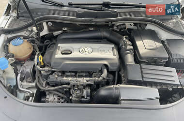 Купе Volkswagen CC / Passat CC 2016 в 