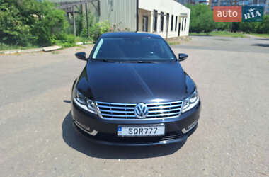 Купе Volkswagen CC / Passat CC 2014 в 