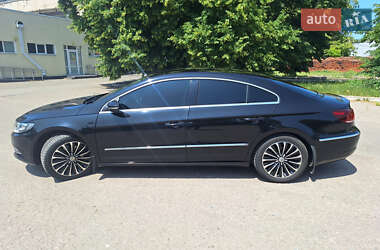 Купе Volkswagen CC / Passat CC 2014 в 