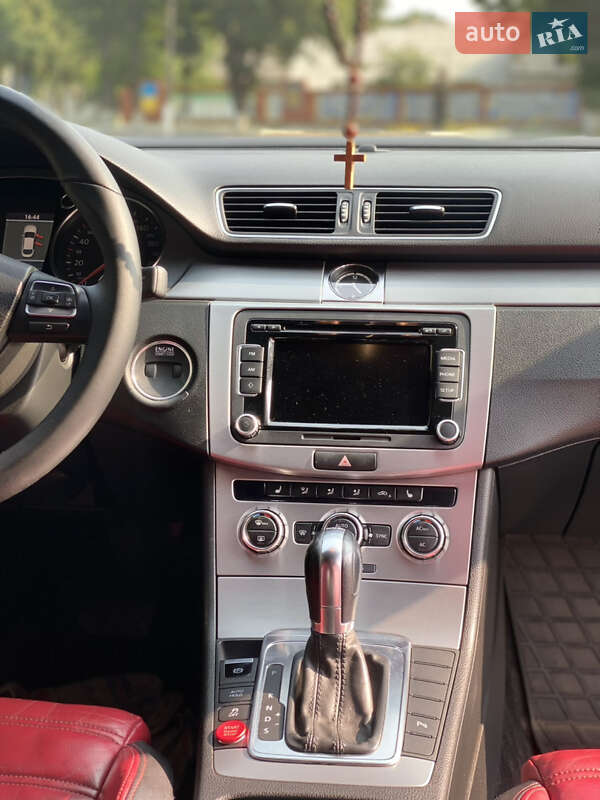 Купе Volkswagen CC / Passat CC 2012 в Тростянце