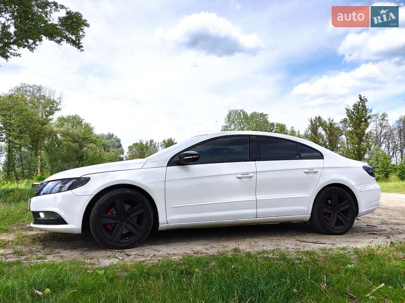 Купе Volkswagen CC / Passat CC 2012 в Полтаве