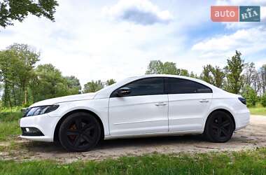 Купе Volkswagen CC / Passat CC 2012 в 
