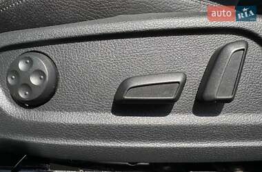 Купе Volkswagen CC / Passat CC 2012 в 