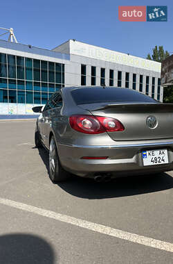 Купе Volkswagen CC / Passat CC 2010 в 