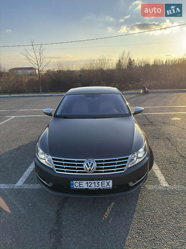 Купе Volkswagen CC / Passat CC 2014 в Чернівцях