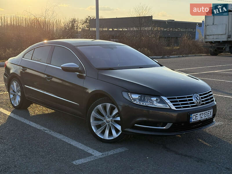 Купе Volkswagen CC / Passat CC 2014 в Чернівцях