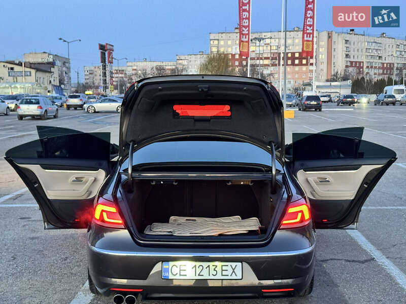 Купе Volkswagen CC / Passat CC 2014 в Чернівцях