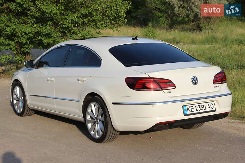 Купе Volkswagen CC / Passat CC 2014 в Дніпрі