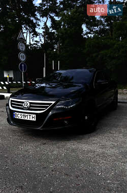 Купе Volkswagen CC / Passat CC 2009 в Києві