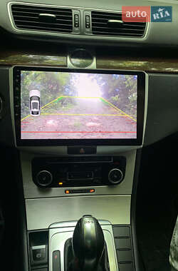 Купе Volkswagen CC / Passat CC 2011 в 