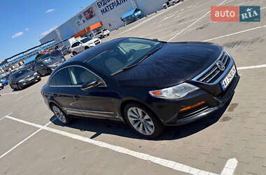 Купе Volkswagen CC / Passat CC 2011 в 