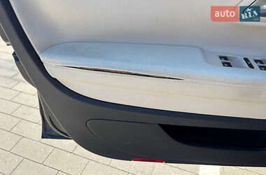 Купе Volkswagen CC / Passat CC 2011 в 