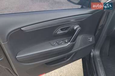 Купе Volkswagen CC / Passat CC 2015 в 