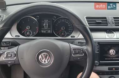 Купе Volkswagen CC / Passat CC 2015 в 