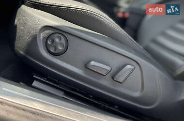 Купе Volkswagen CC / Passat CC 2014 в 