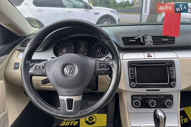 Купе Volkswagen CC / Passat CC 2009 в Коломиї