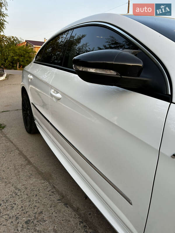 Купе Volkswagen CC / Passat CC 2015 в Южноукраинске