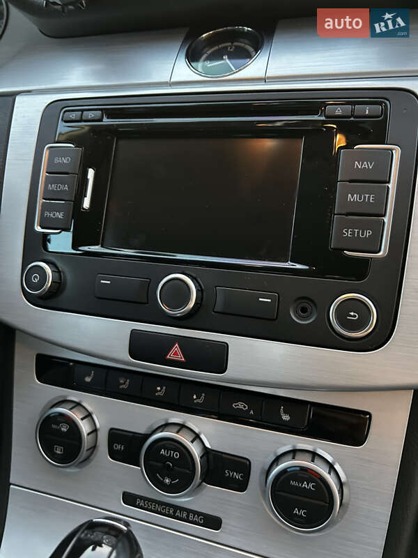 Купе Volkswagen CC / Passat CC 2015 в Южноукраинске