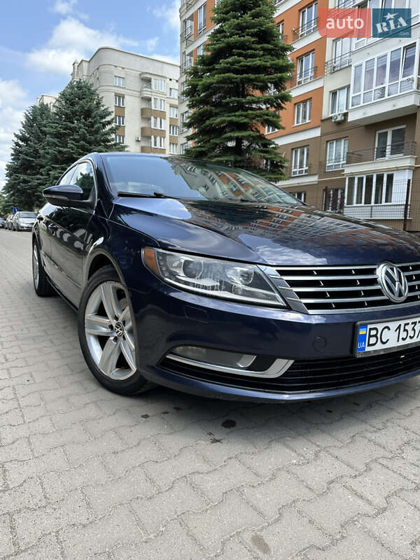 Купе Volkswagen CC / Passat CC 2013 в Львове