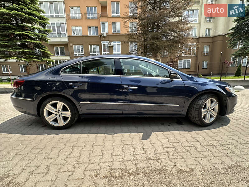 Купе Volkswagen CC / Passat CC 2013 в Львове