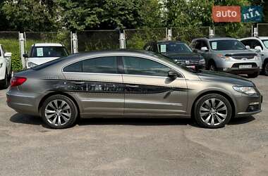 Купе Volkswagen CC / Passat CC 2009 в 