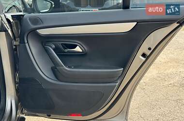 Купе Volkswagen CC / Passat CC 2009 в 