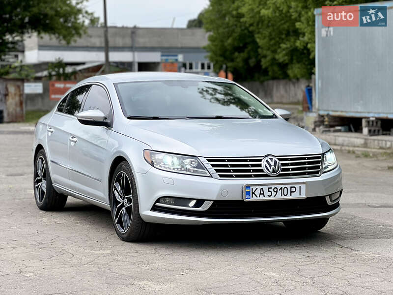 Купе Volkswagen CC / Passat CC 2013 в 