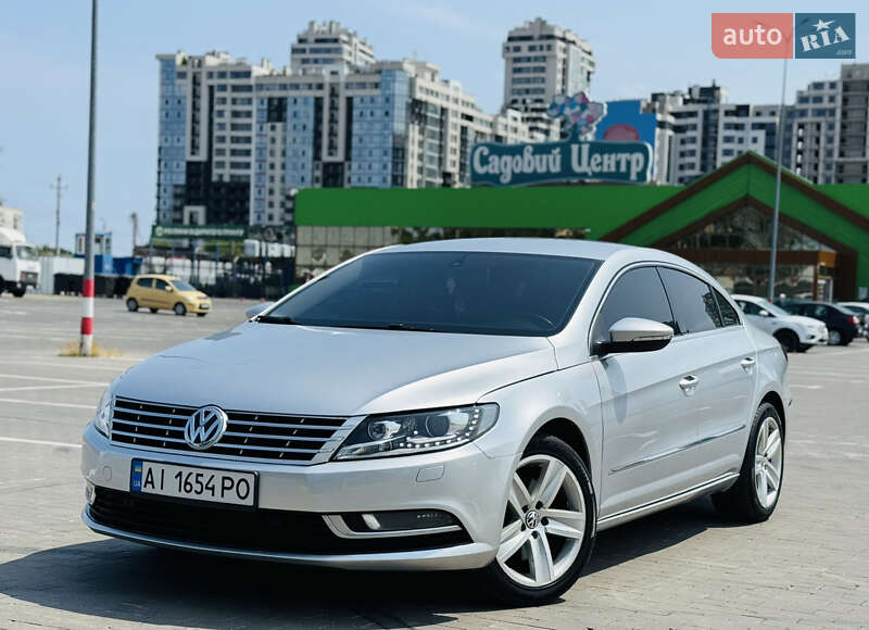 Купе Volkswagen CC / Passat CC 2013 в 