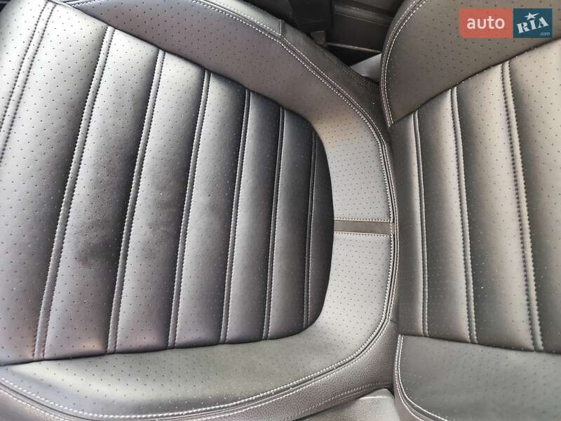 Купе Volkswagen CC / Passat CC 2011 в Киеве