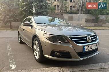 Купе Volkswagen CC / Passat CC 2010 в 