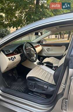 Купе Volkswagen CC / Passat CC 2010 в 