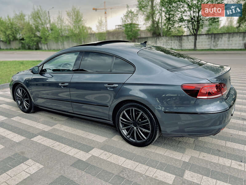 Купе Volkswagen CC / Passat CC 2012 в Львове