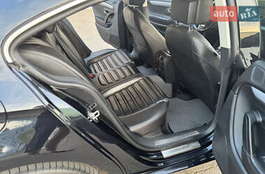 Купе Volkswagen CC / Passat CC 2012 в 