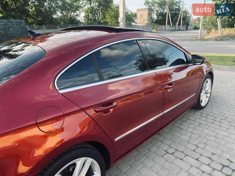 Купе Volkswagen CC / Passat CC 2013 в Дніпрі