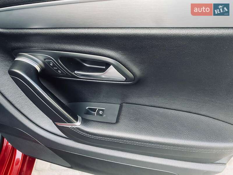 Купе Volkswagen CC / Passat CC 2013 в Дніпрі