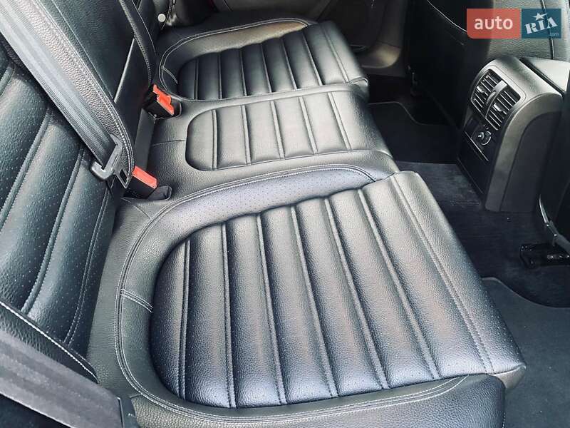 Купе Volkswagen CC / Passat CC 2013 в Дніпрі