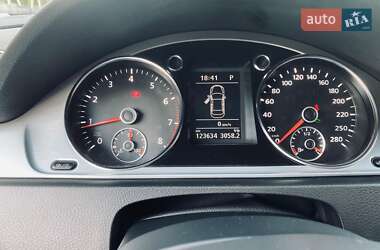 Купе Volkswagen CC / Passat CC 2013 в 