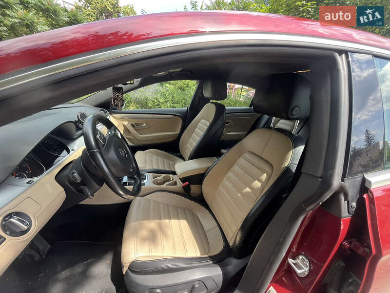 Купе Volkswagen CC / Passat CC 2012 в Харькове