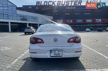 Купе Volkswagen CC / Passat CC 2011 в 