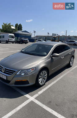 Купе Volkswagen CC / Passat CC 2010 в 