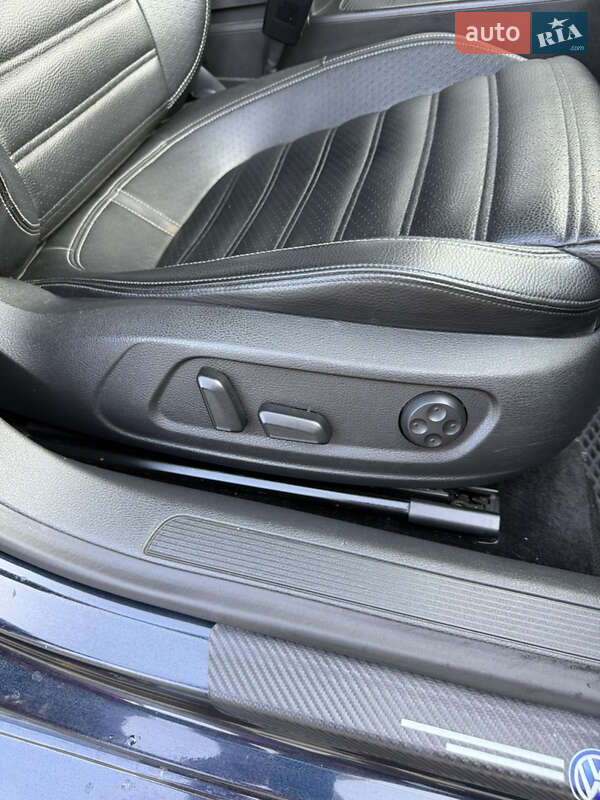 Купе Volkswagen CC / Passat CC 2010 в Хмельницком