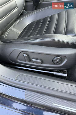 Купе Volkswagen CC / Passat CC 2010 в 