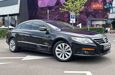Купе Volkswagen CC / Passat CC 2010 в Киеве